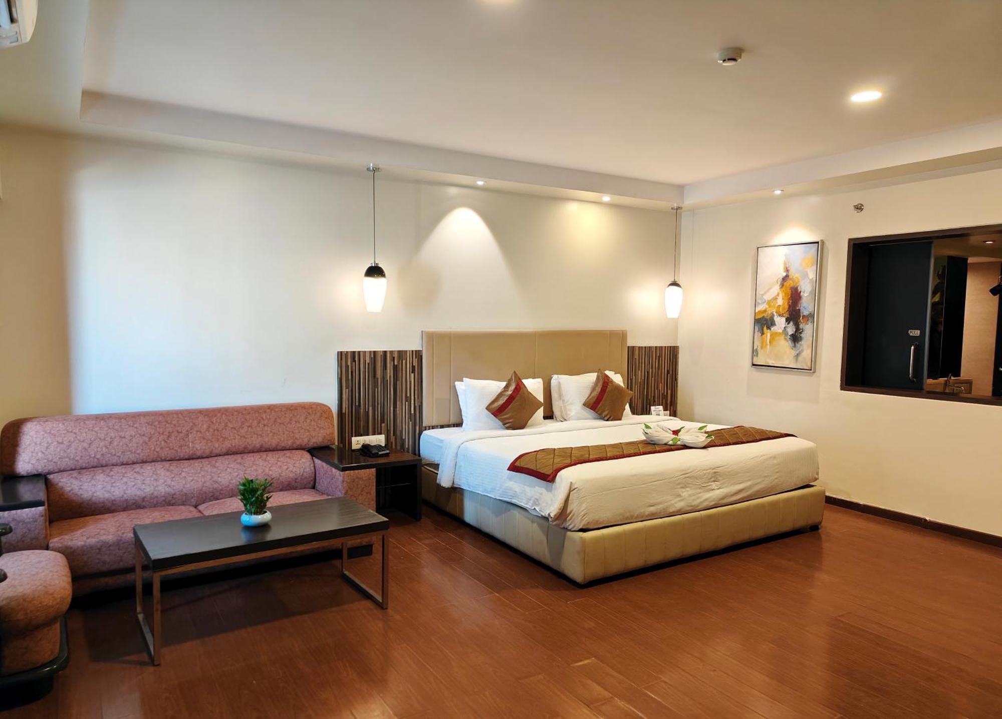 The Altruist Business Hotel Kharadi 浦那 外观 照片