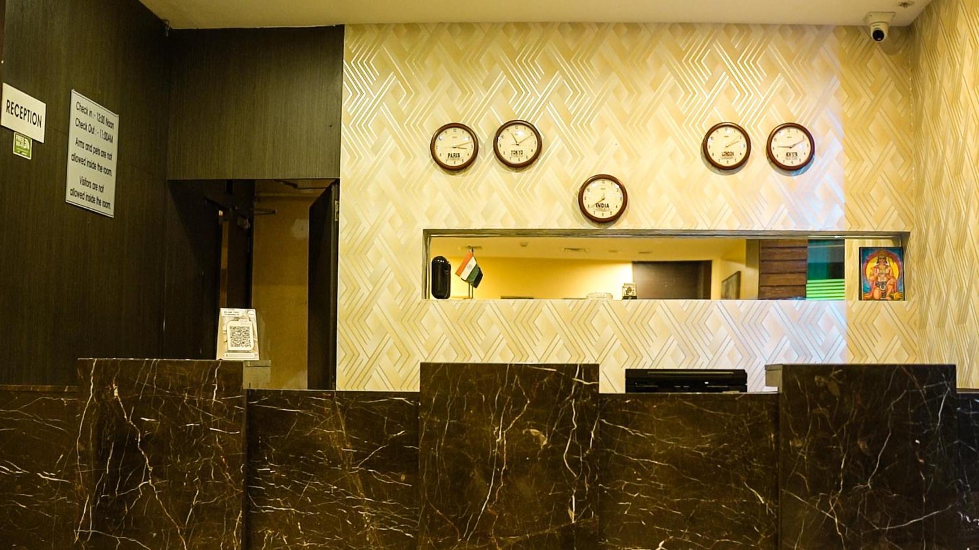 The Altruist Business Hotel Kharadi 浦那 外观 照片