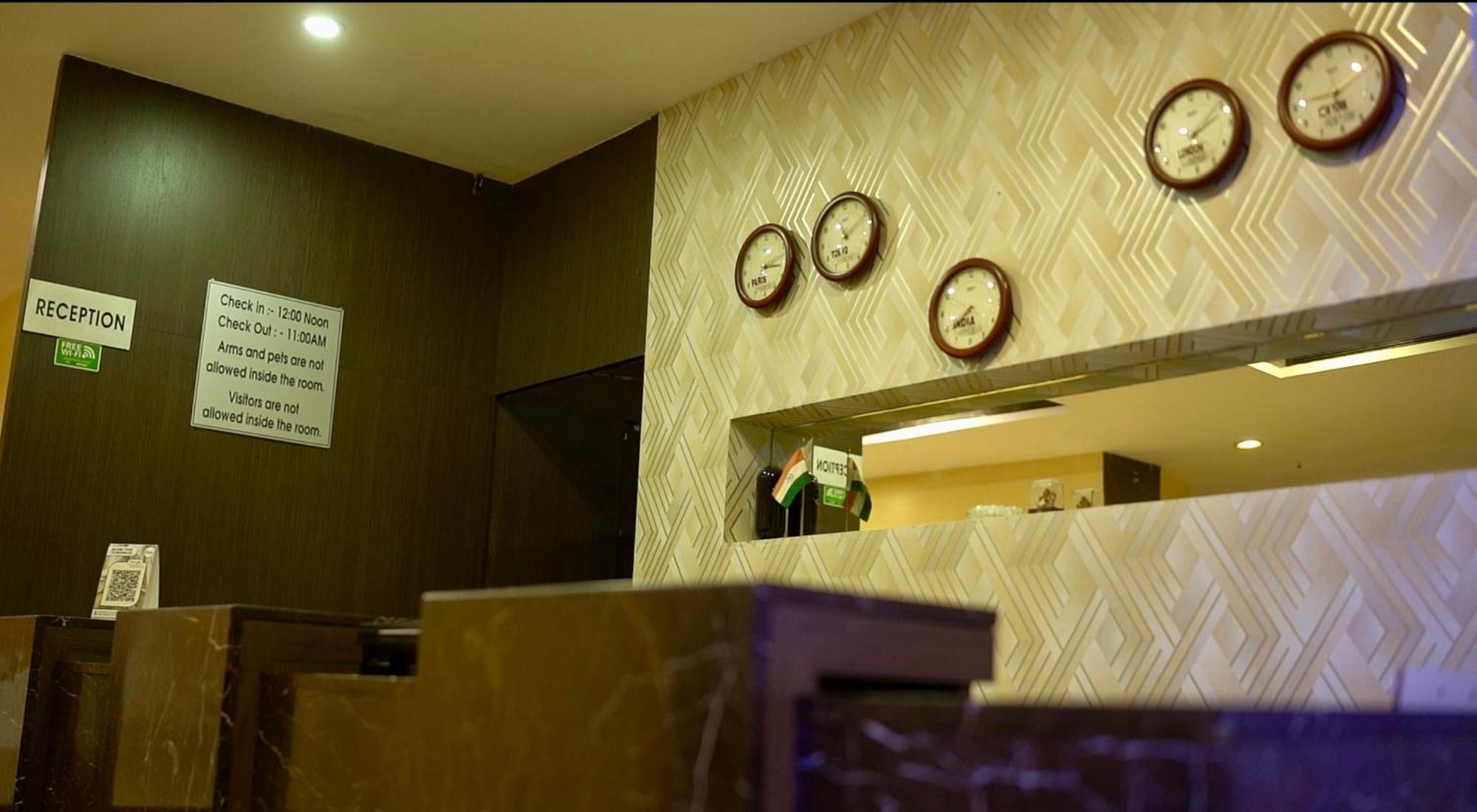 The Altruist Business Hotel Kharadi 浦那 外观 照片